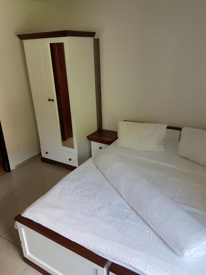 Apartmany St. Maria Stare Hory Bagian luar foto