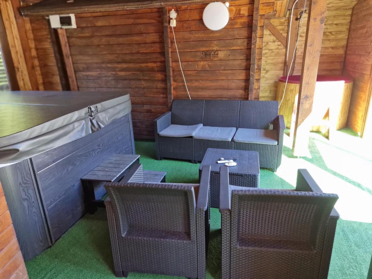 Apartmany St. Maria Stare Hory Bagian luar foto