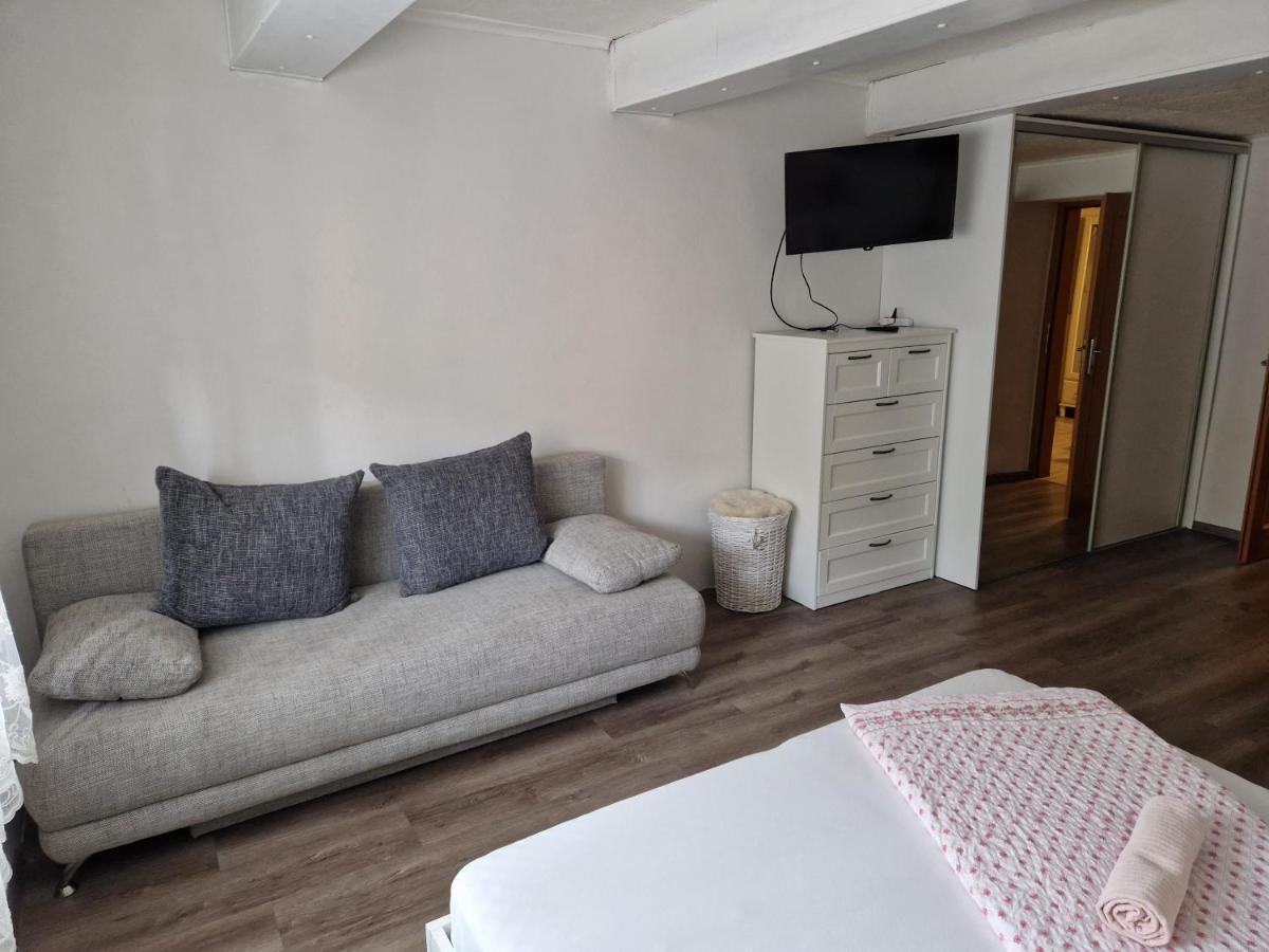 Apartmany St. Maria Stare Hory Bagian luar foto